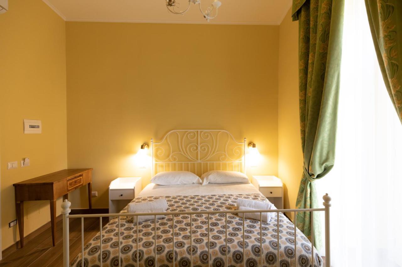 Palazzo Del Principe San Severo 3 Bedrooms & Terrace! Naples Extérieur photo